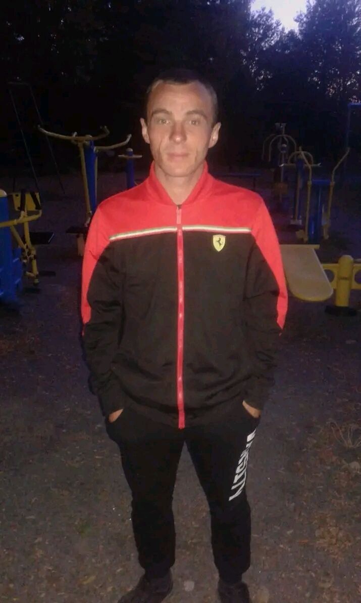  48088037  Zhgdrs, 30 ,    