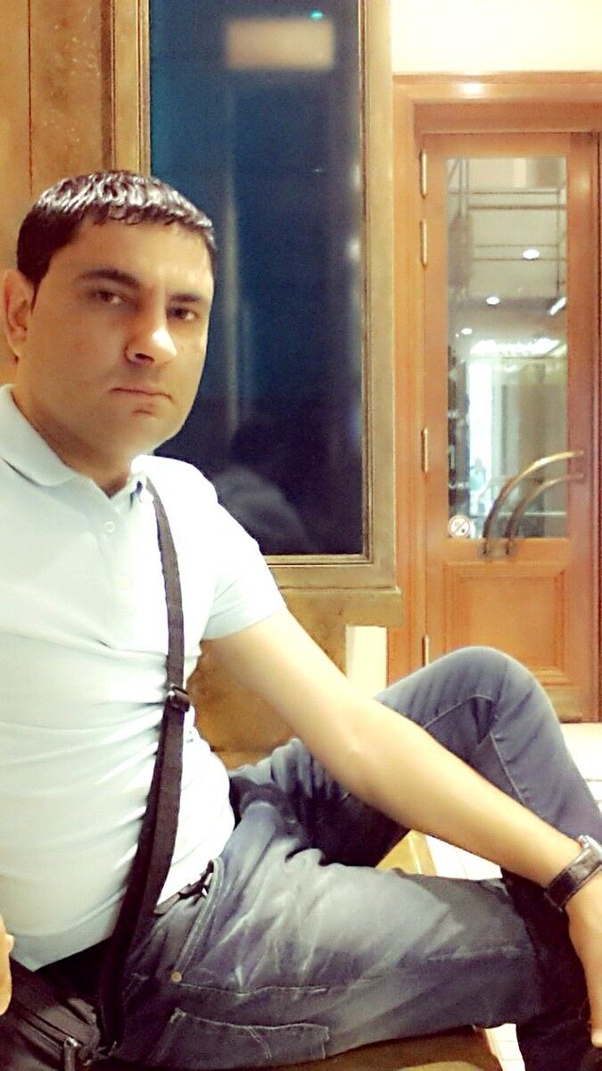  4563627  Asim, 44 ,    