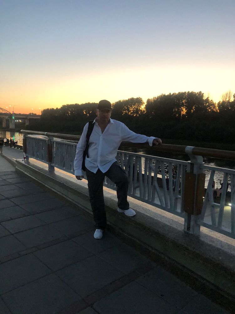  ,   Sergey, 43 ,   ,   , c , 