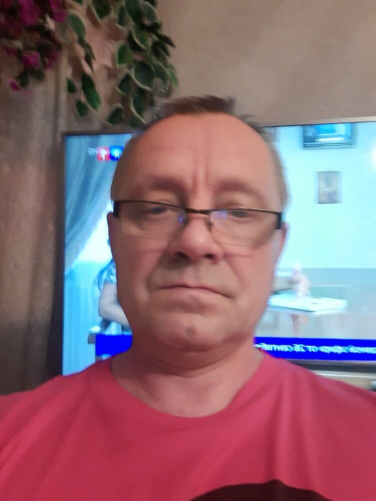  21988837  , 58 ,    