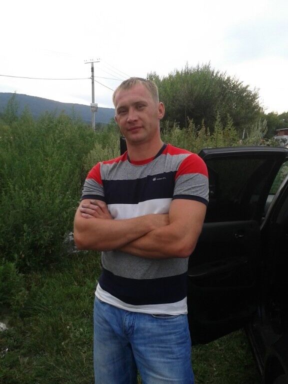  ,   Denis, 42 ,   