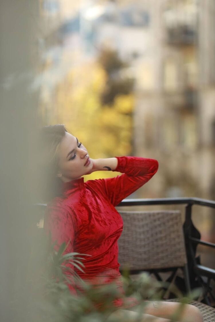  --,   , 28 ,     , c 