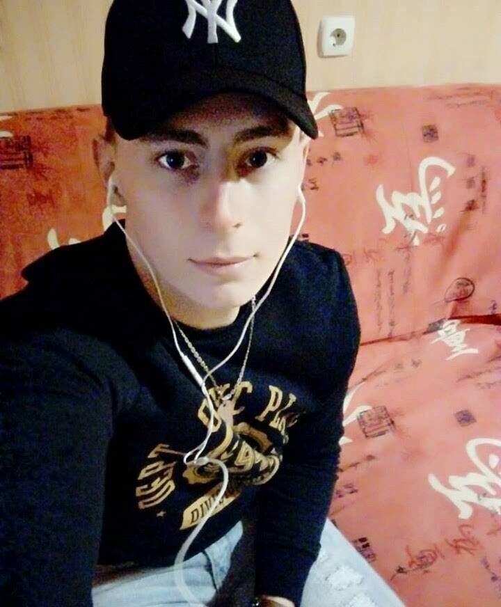  29840947  , 27 ,    --