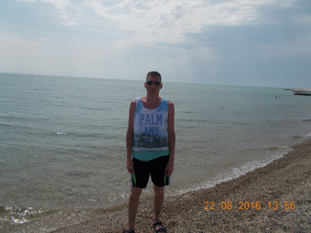  44277577  , 46 ,    -