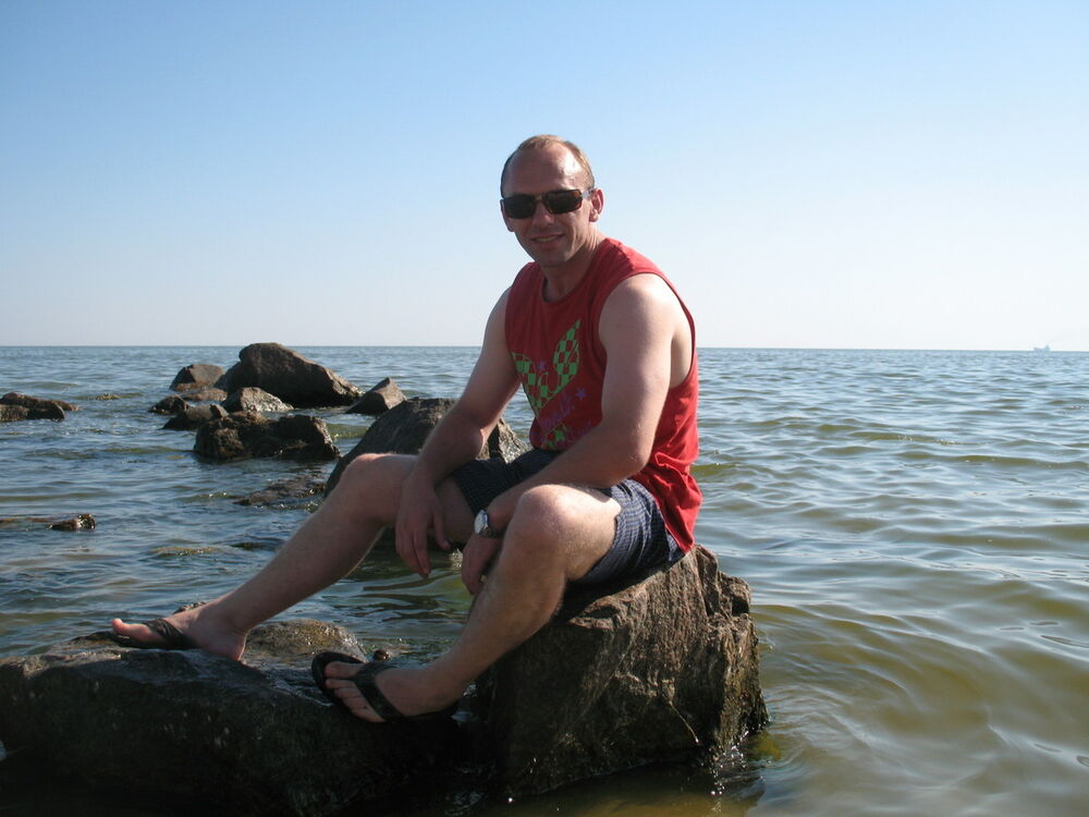  ,   Vasyl, 49 ,   ,   , c 
