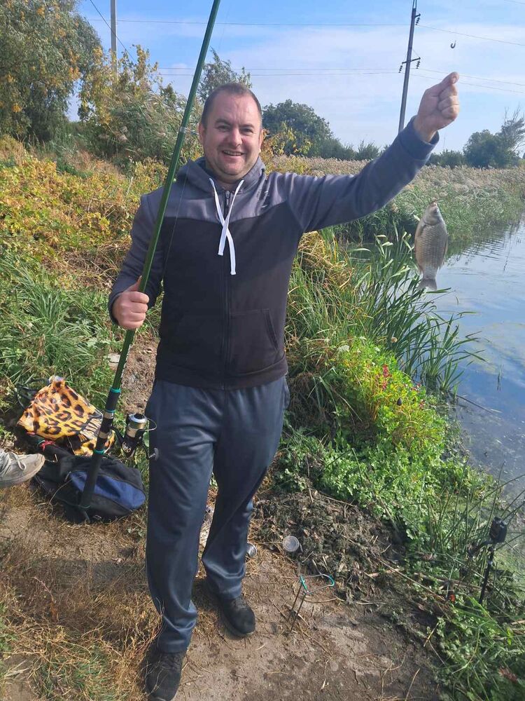 ,   Uri, 42 ,   ,   