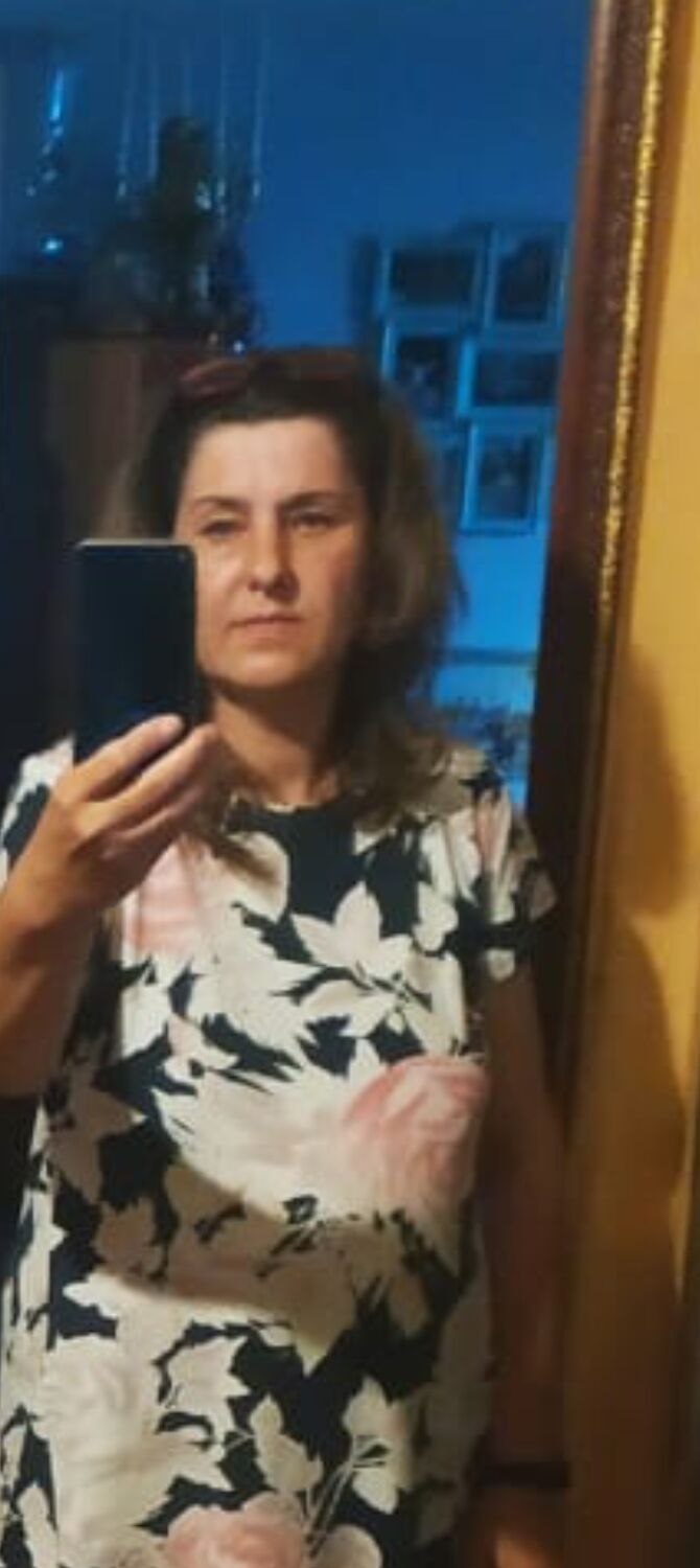  53828177  Lena, 56 ,    