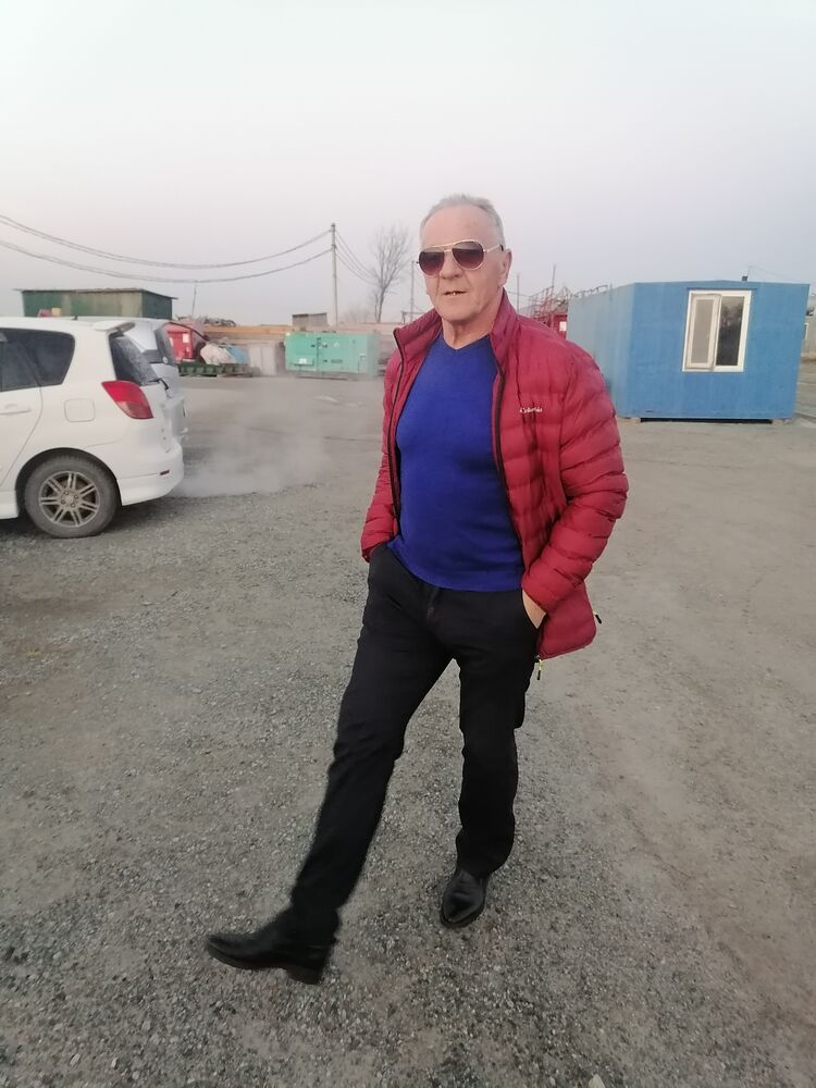  29972167  Valentin, 64 ,    -