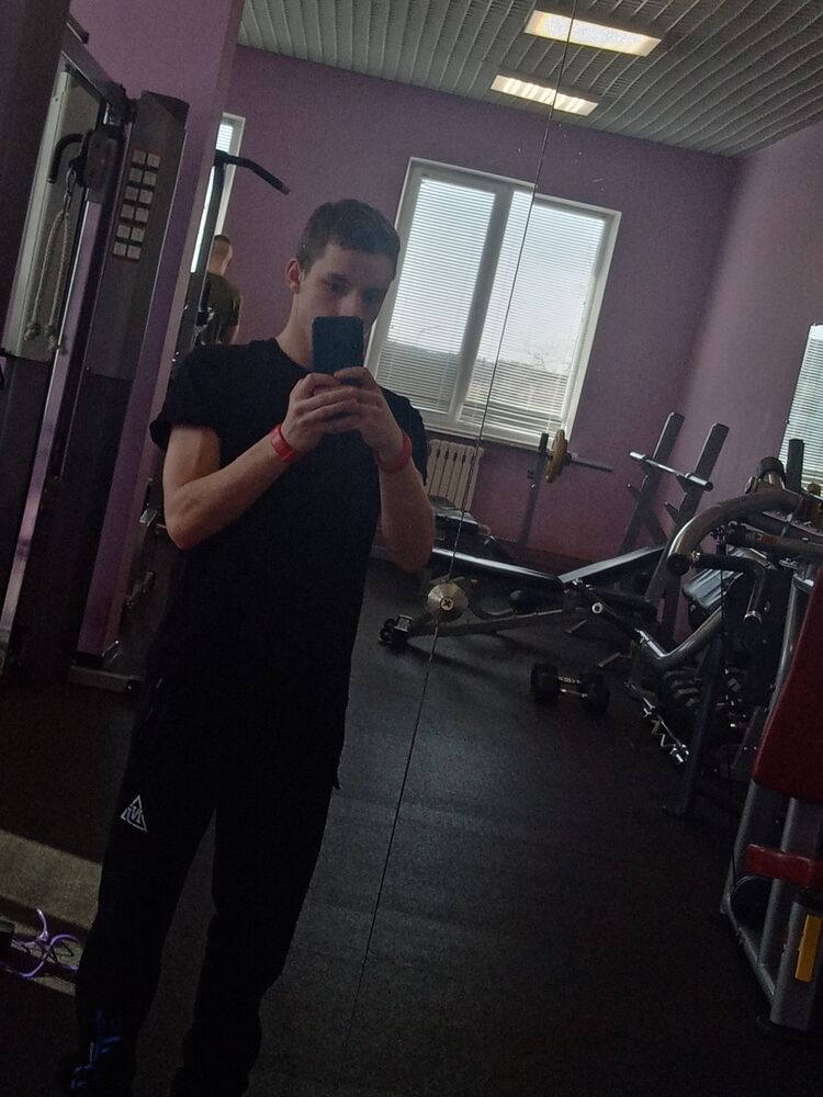  ,   Denis, 22 ,   ,   
