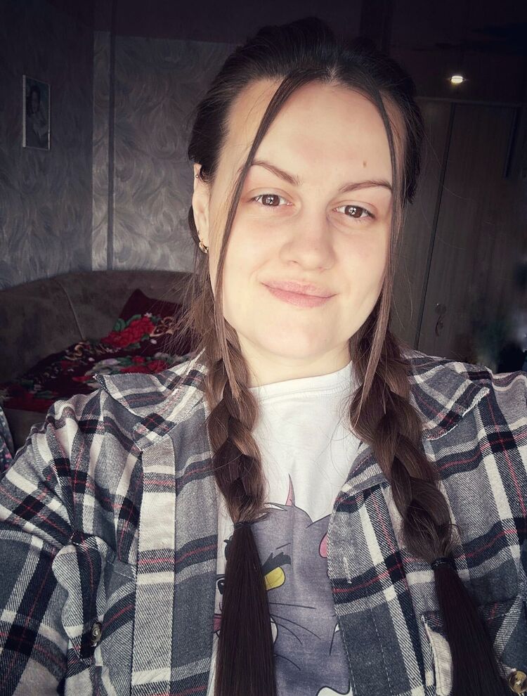  46988877  , 26 ,    