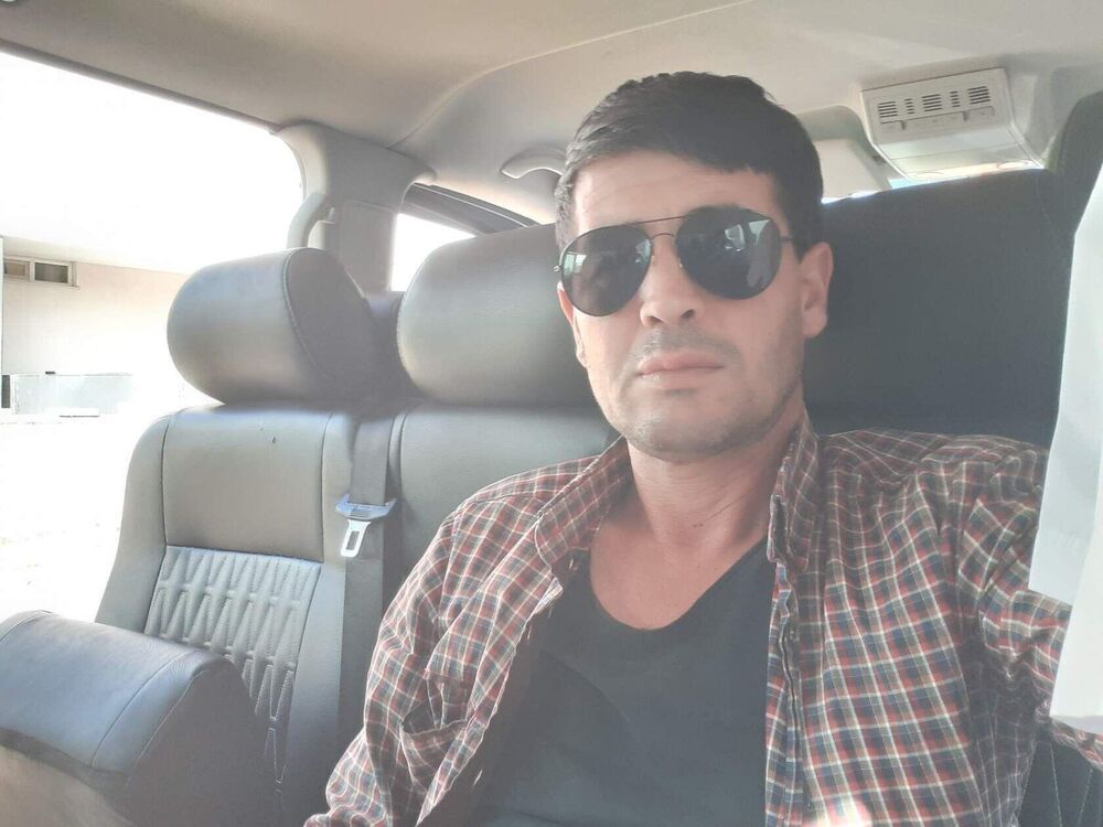  42191127  Ilyas, 45 ,    