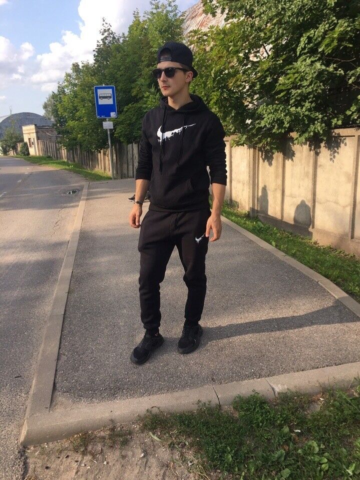  ,   Sergej, 26 ,   ,   , c , 