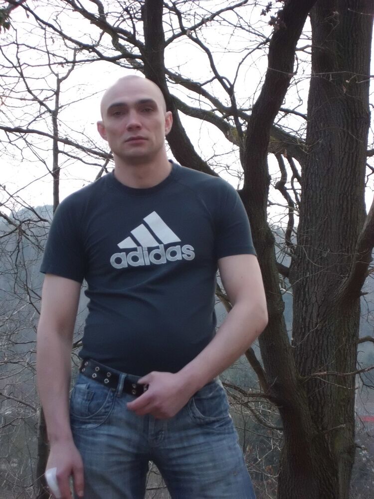  Wermelskirchen,   Andrej, 45 ,   ,   , c 