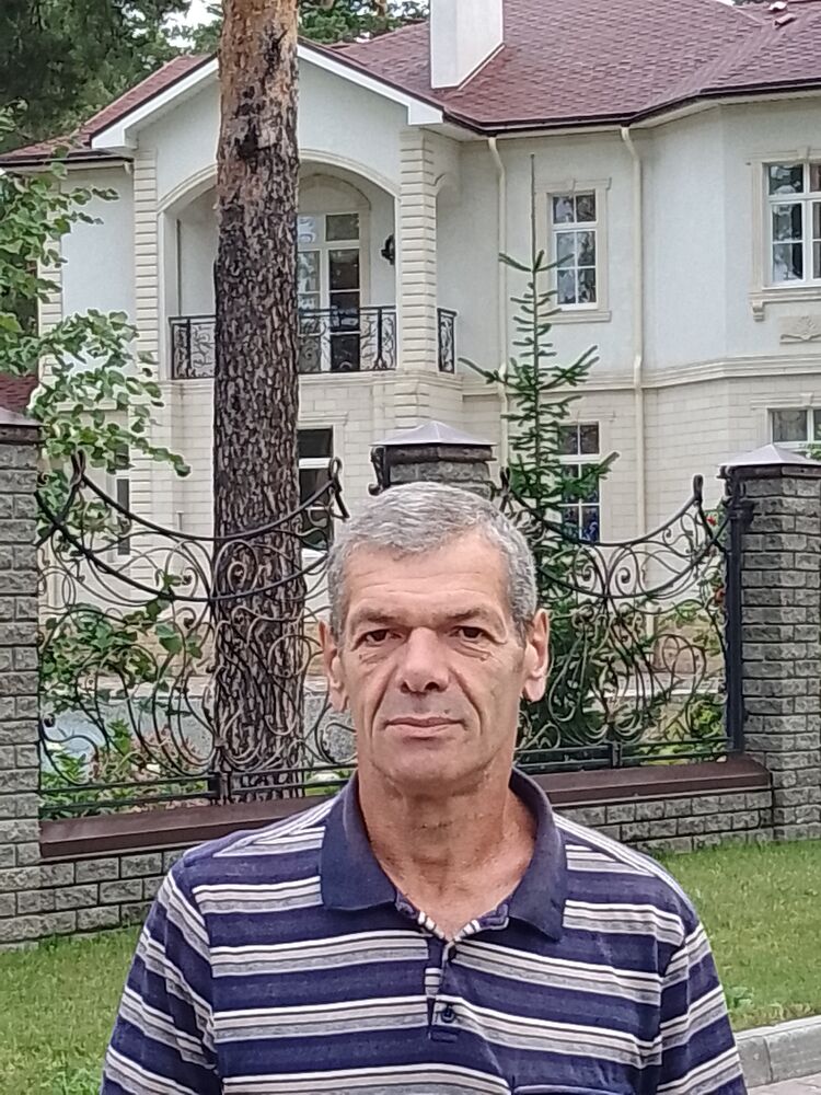  40196817  Alexander, 59 ,    