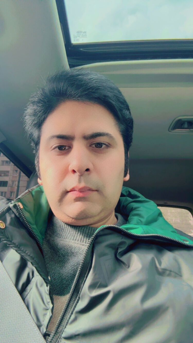  52937397  Zain sheikh, 28 ,    -