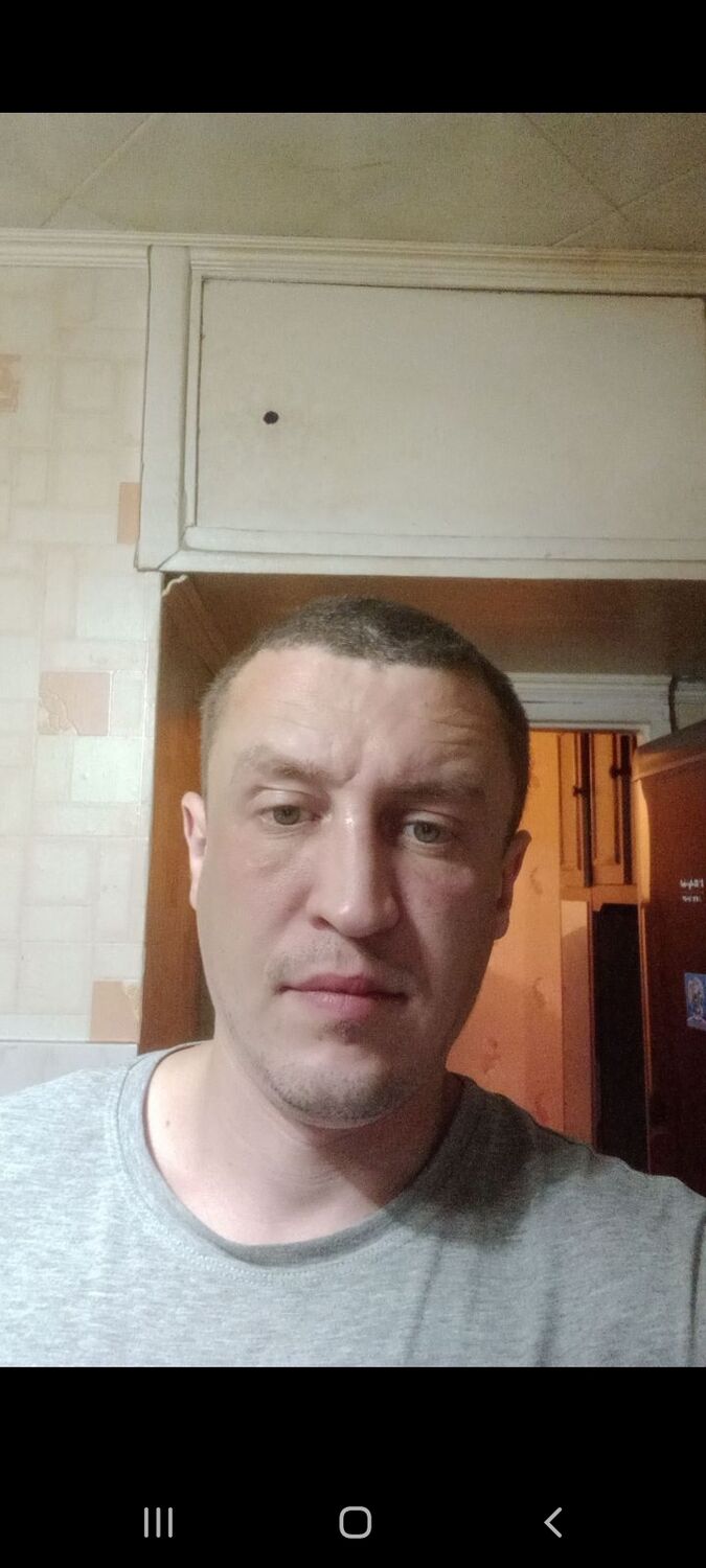 46538617  , 35 ,    