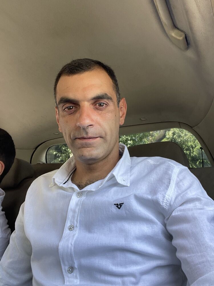  44741077  Dani, 31 ,    