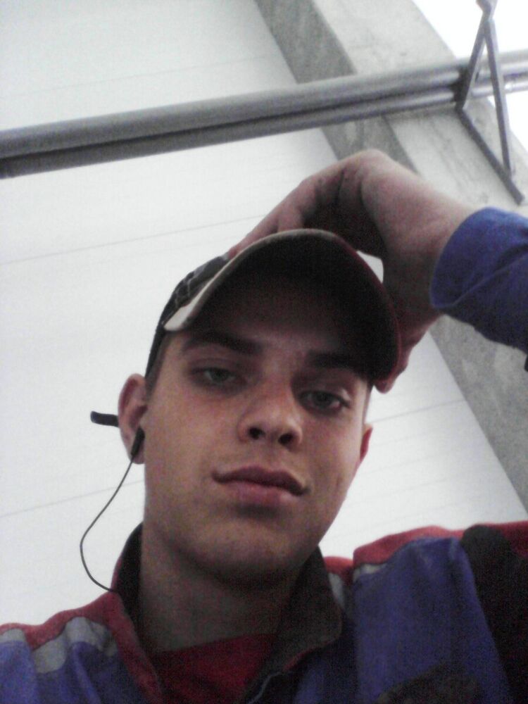  20648127  Vladimir, 26 ,    