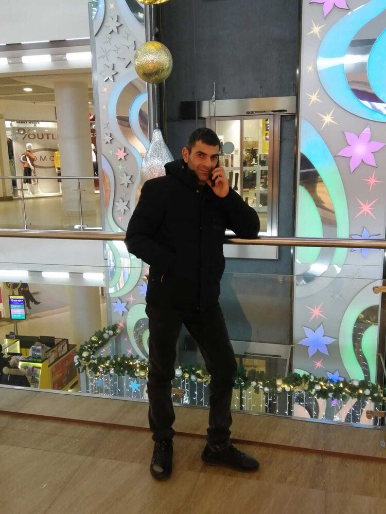  32819357  Paryr, 40 ,    