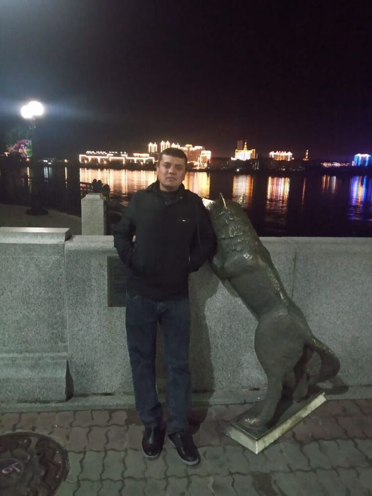  28983817  Alisher, 35 ,    