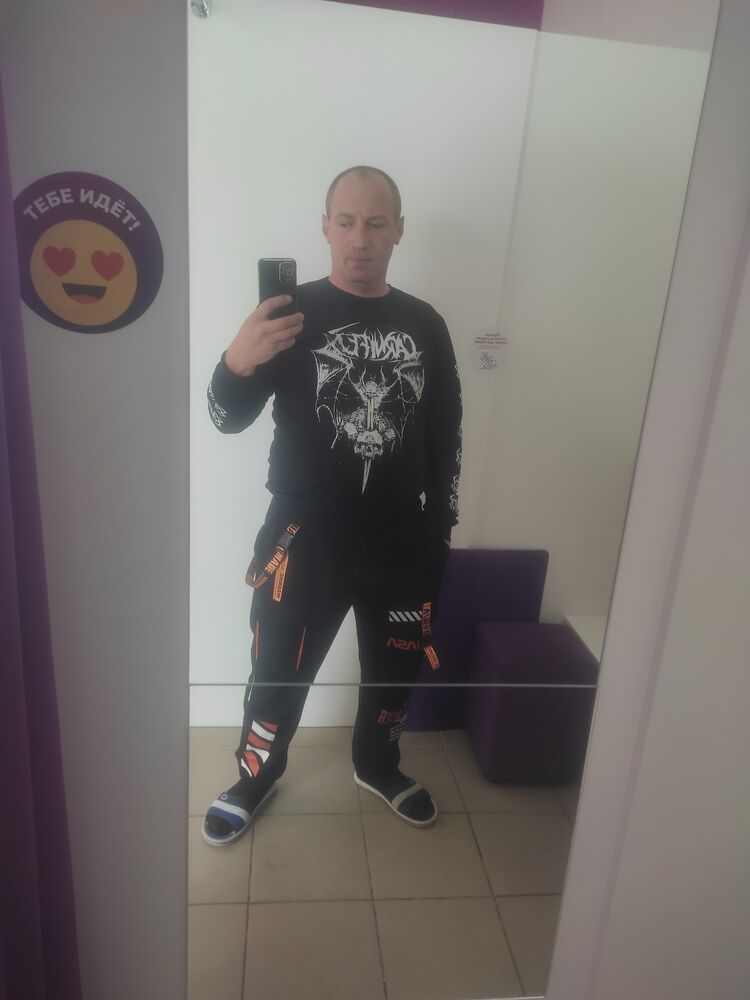  46503347  , 33 ,    