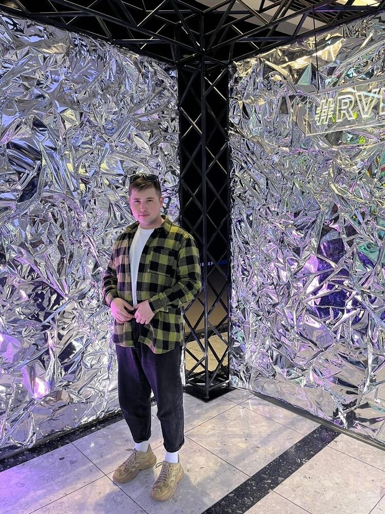  ,   Ivan, 23 ,   ,   , c , 