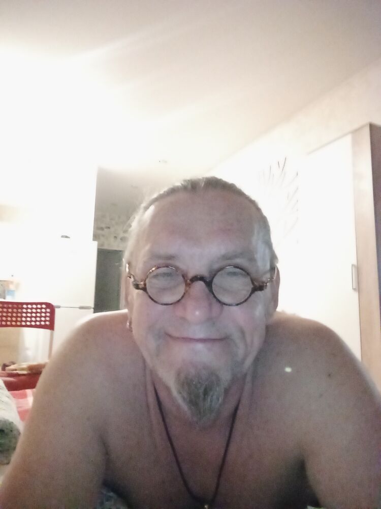  44709467  , 61 ,    