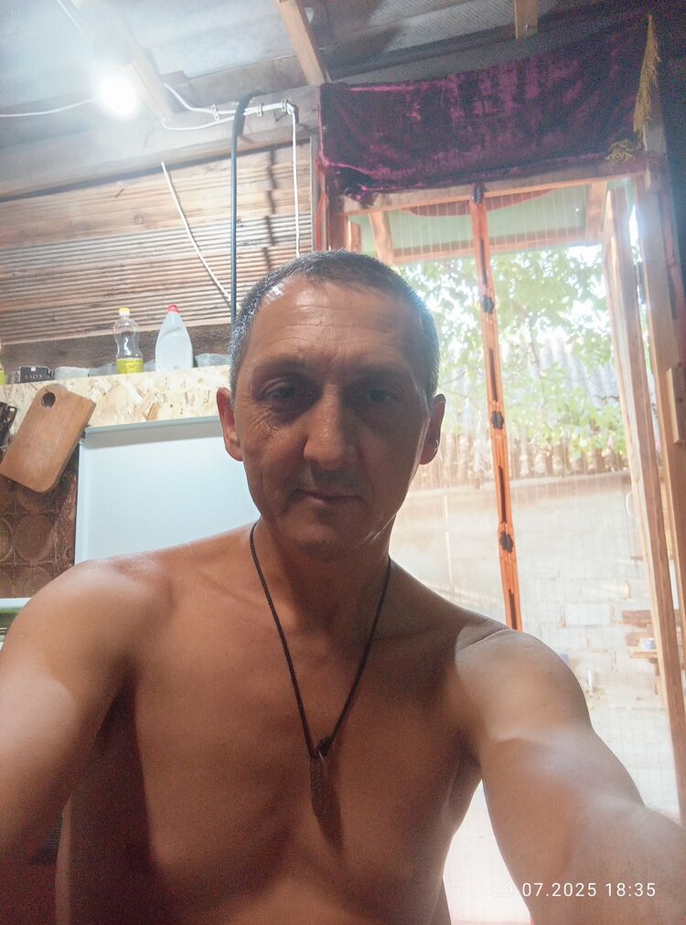  52848357  , 45 ,    