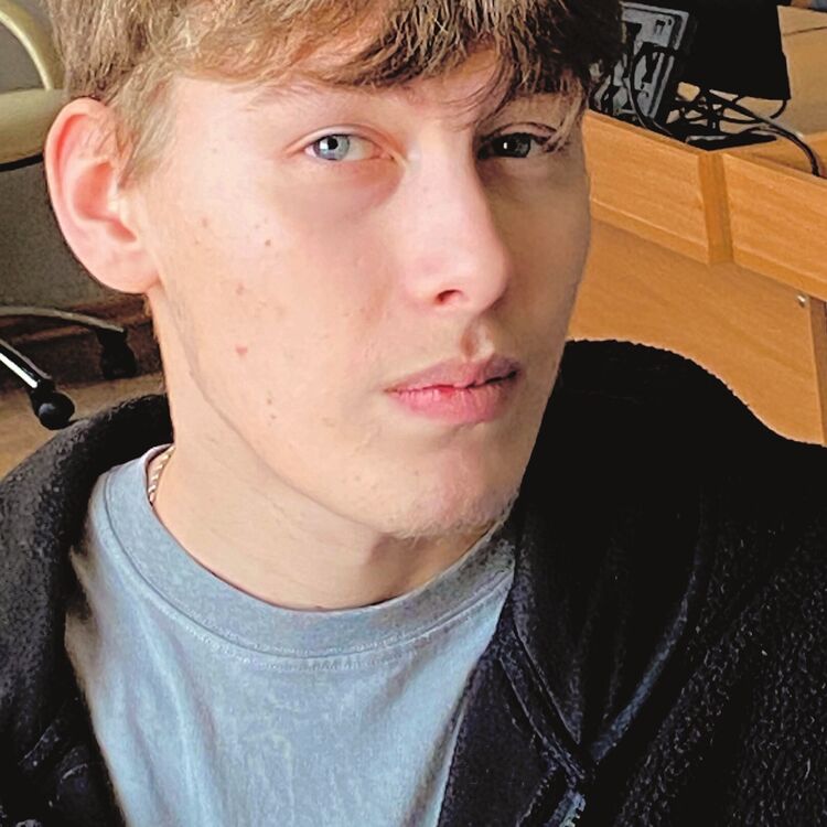 ���� 42239487 ����� ������, 21 ���, ���� ���������� � ������