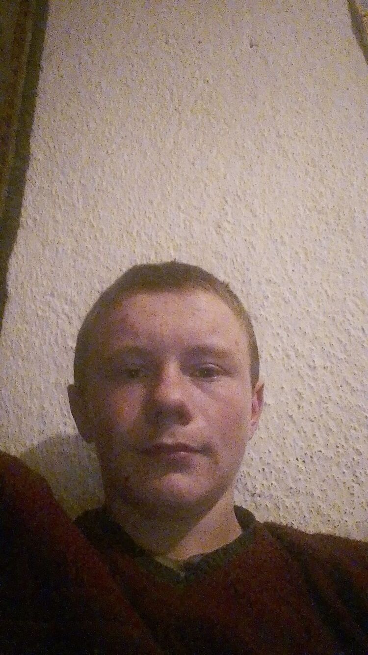  32827717  , 20 ,    