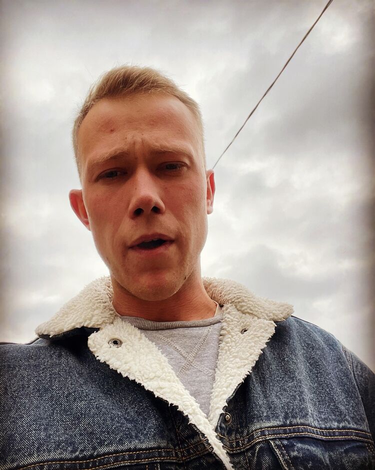  54548677  Boris, 35 ,    