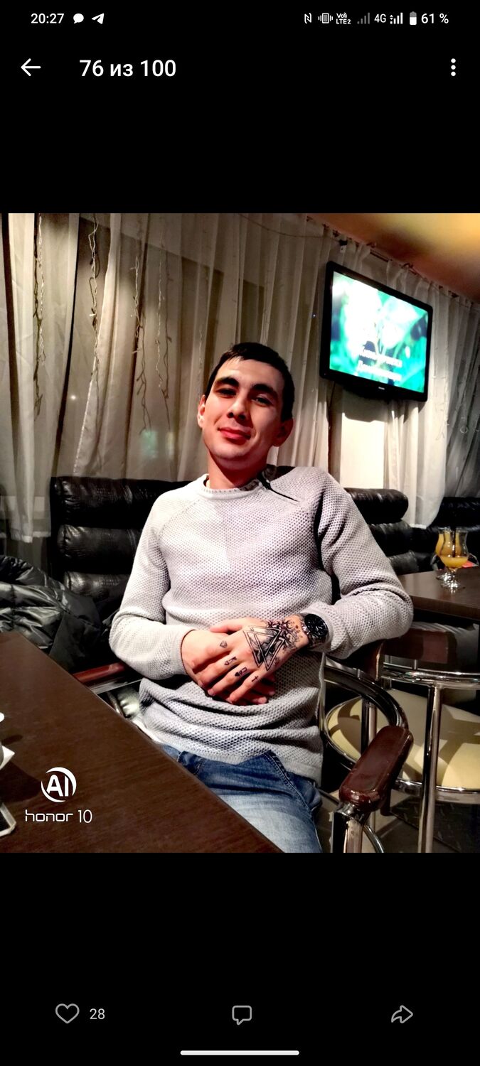  ,   Tom, 31 ,   ,   