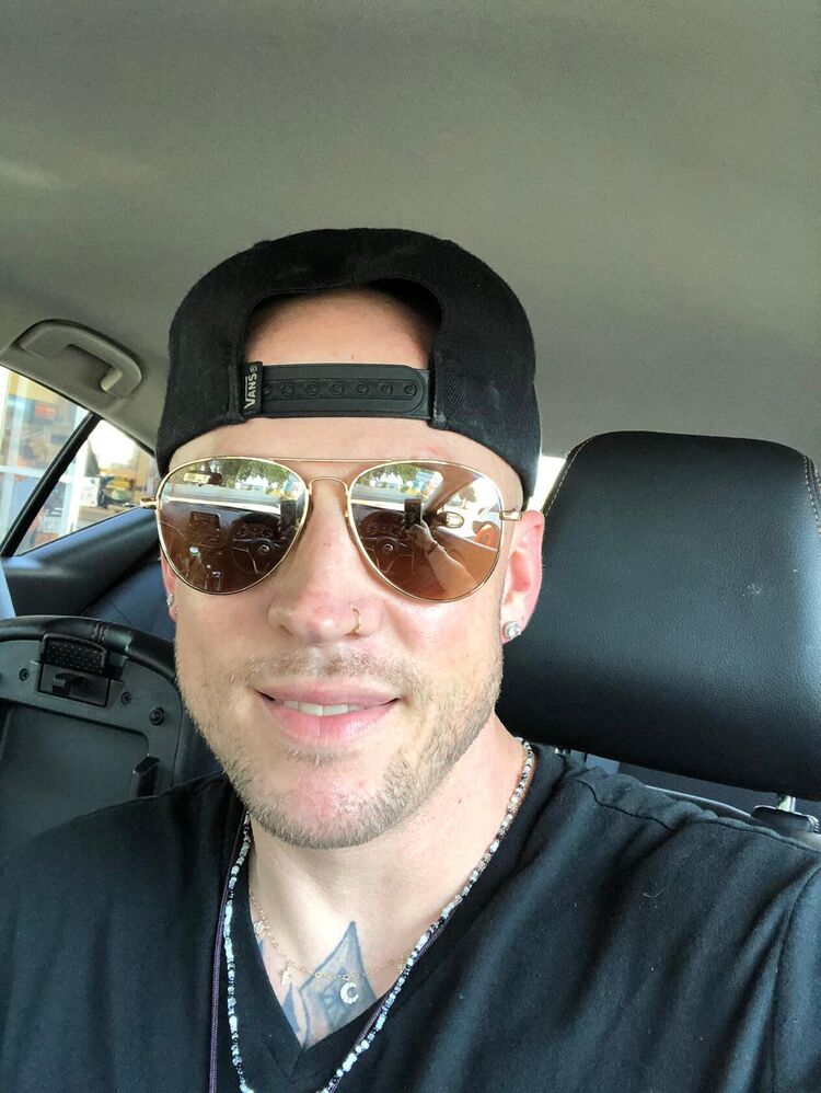 ���� 28610597 ������� Frenk, 43 ����, ���� ���������� � ��������