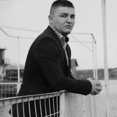  ,   Denis, 40 ,   ,   , c 