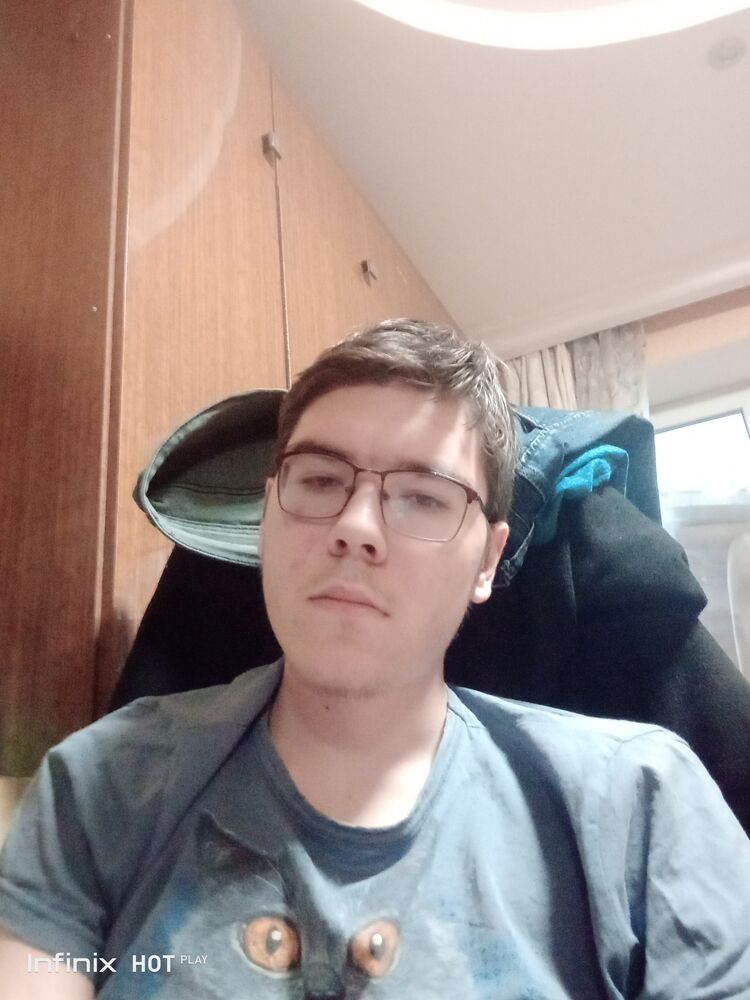  47768187  , 18 ,    