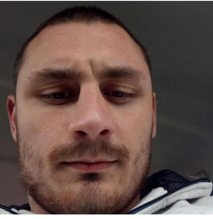  33360877  Roman, 29 ,    --