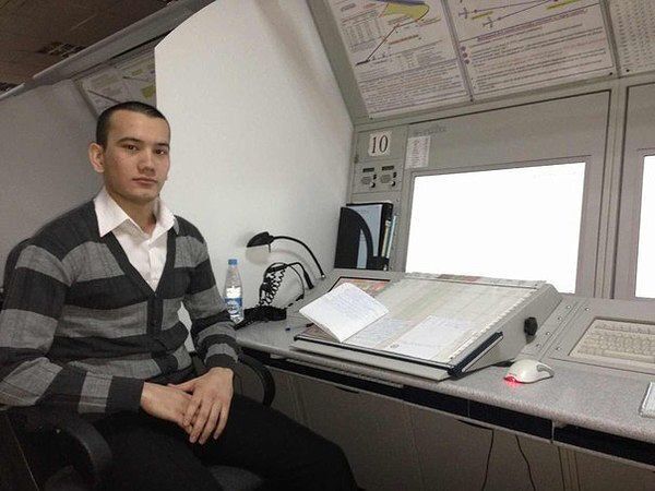  ,   Islambek, 32 ,   ,   , c 
