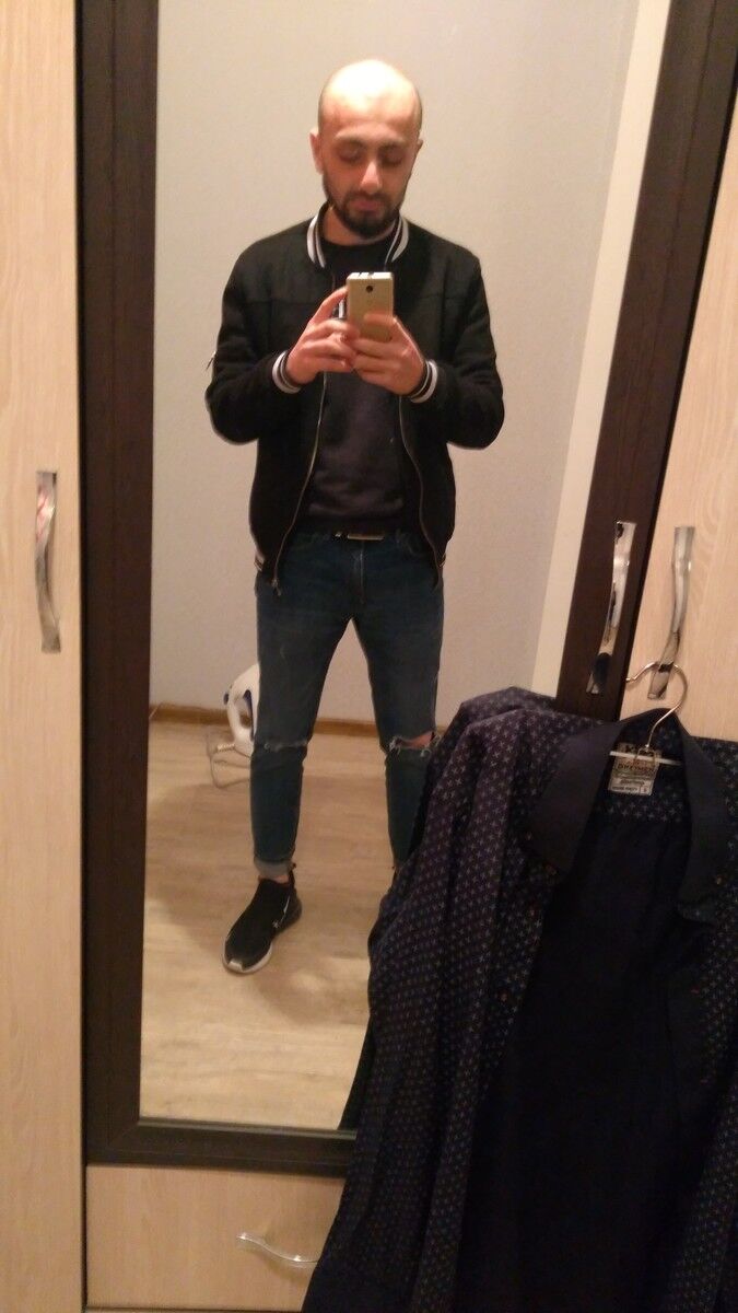  ,   Muro, 32 ,   ,   , c 