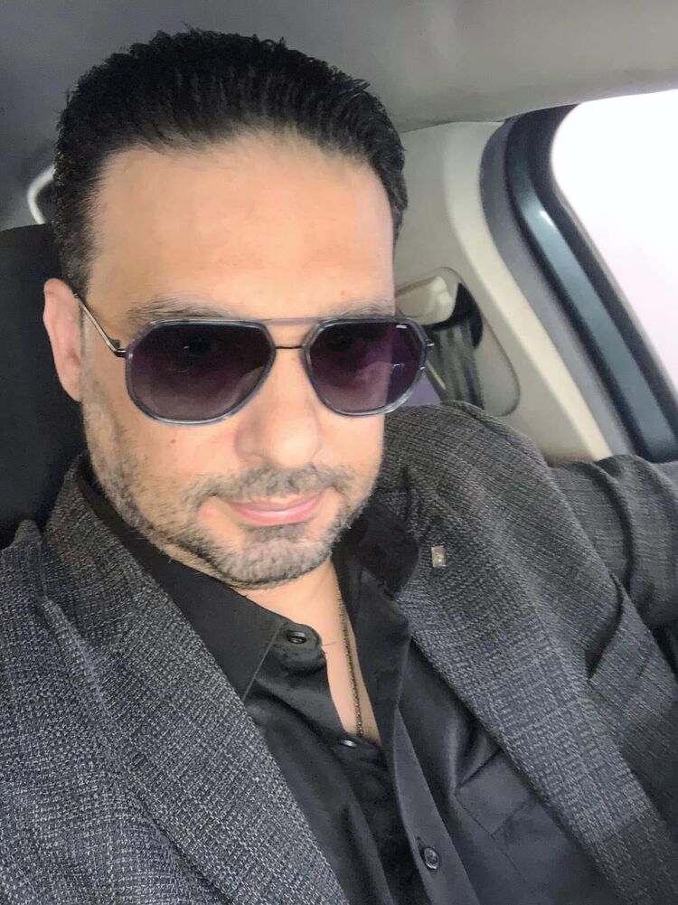 48657247  Nidal, 41 ,    Ram Allah
