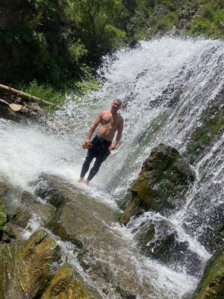  ,   Egor, 34 ,   ,   
