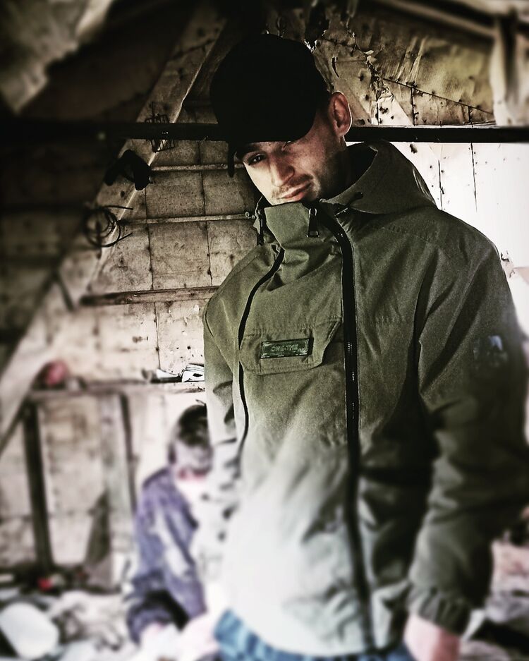  31770017  , 26 ,    -