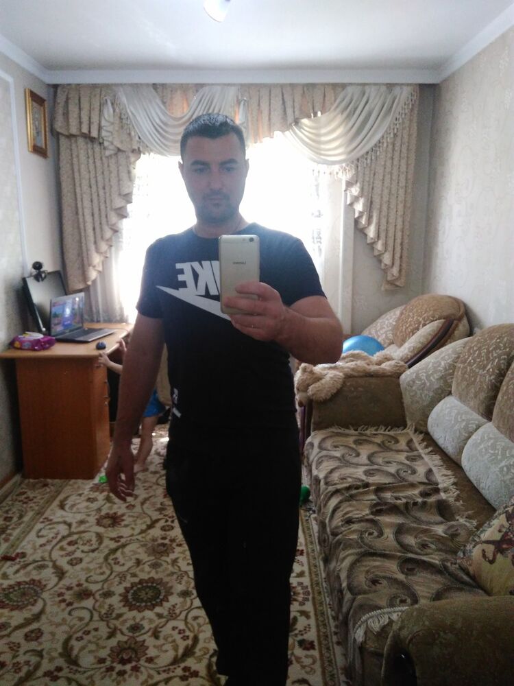  12724587  Vanciu, 36 ,    