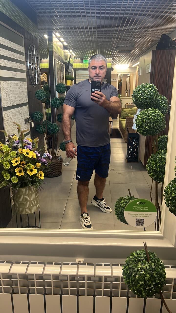  53506587  , 42 ,    --