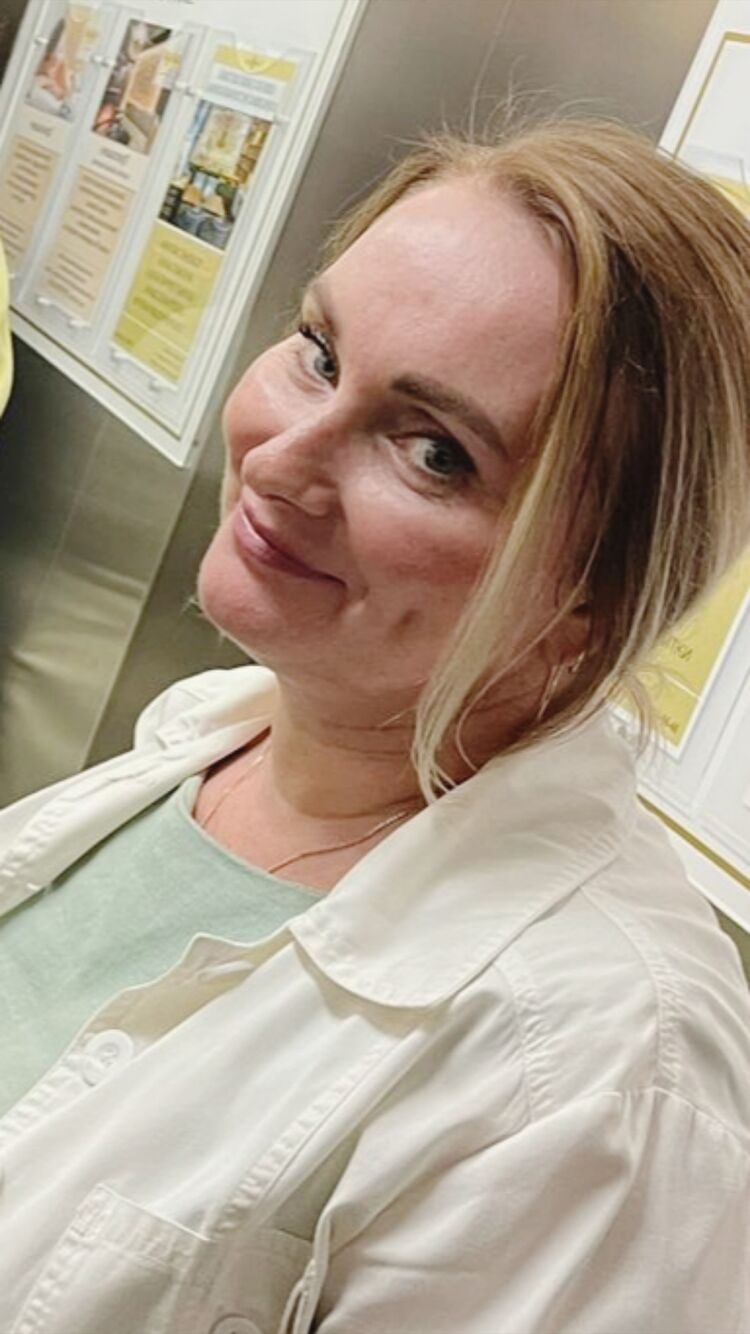  54214987  Inna, 48 ,    