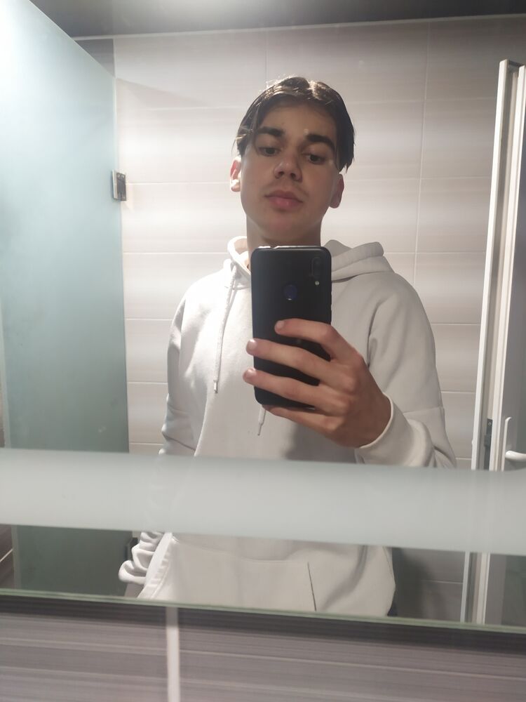  33991677  , 20 ,    
