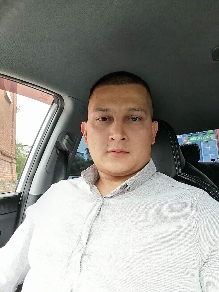 ,   Alisher, 33 ,   ,   