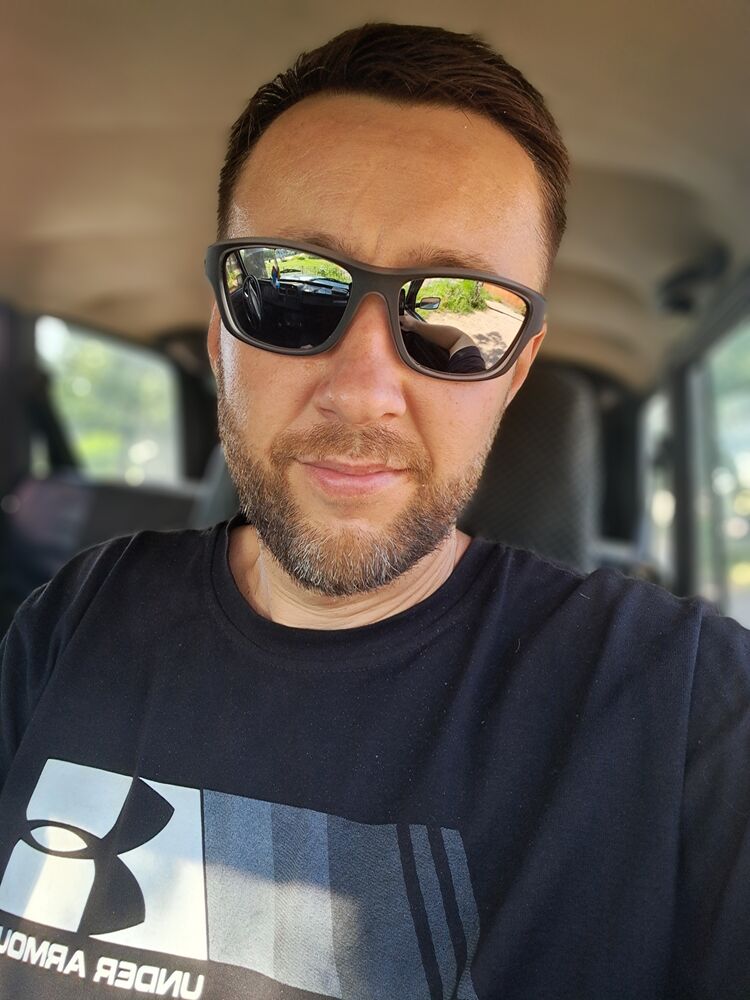  ,   Alexander, 43 ,   c 
