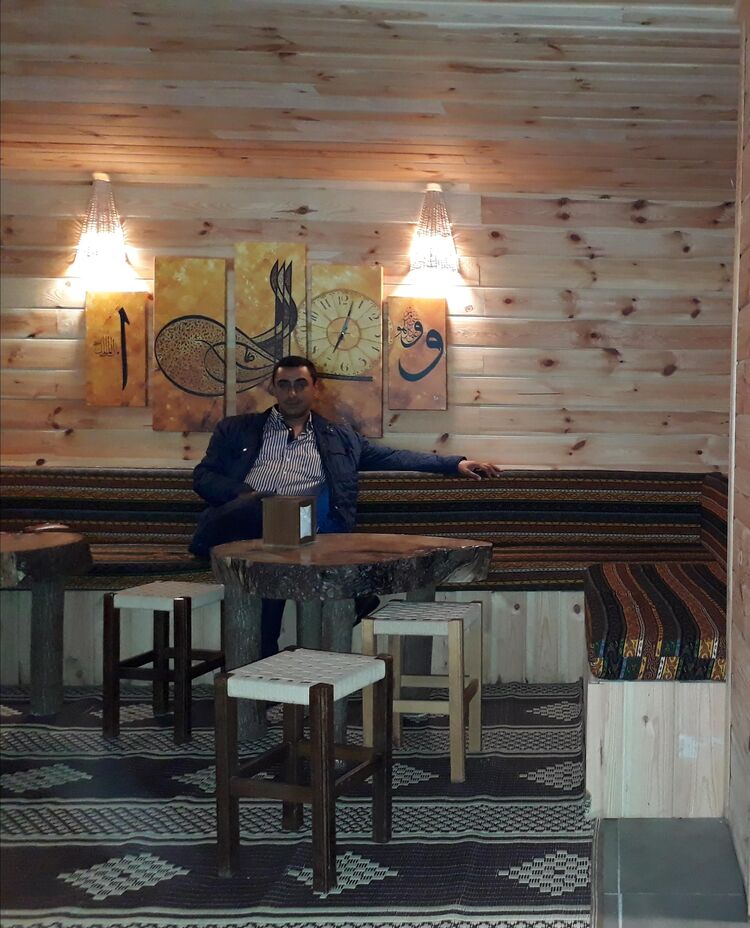  ,   Mustafa, 43 ,   ,   , c , 