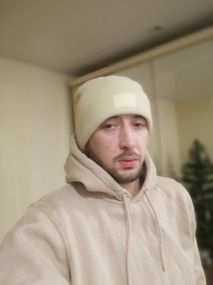  33435427  , 35 ,    