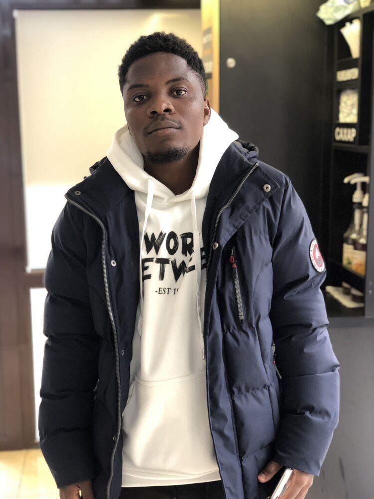  53266287  Franck, 25 ,    